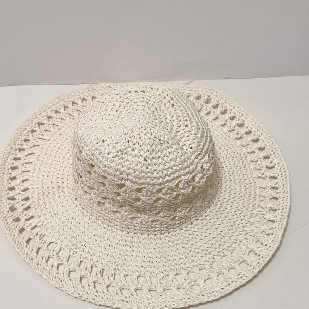 Classic White Crochet Sun Hat - Women's Beach Straw Hat